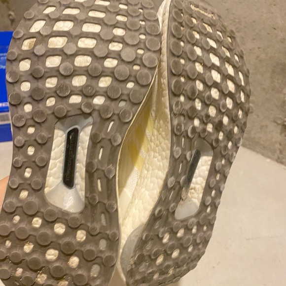 Adidas ultraboost white - Picture 3 of 5